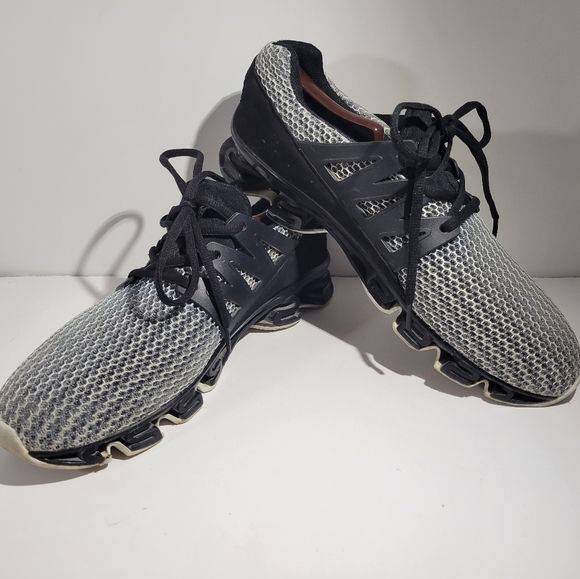 Spgorio Performance Mesh Springblade Running Shoe - Picture 4 of 6